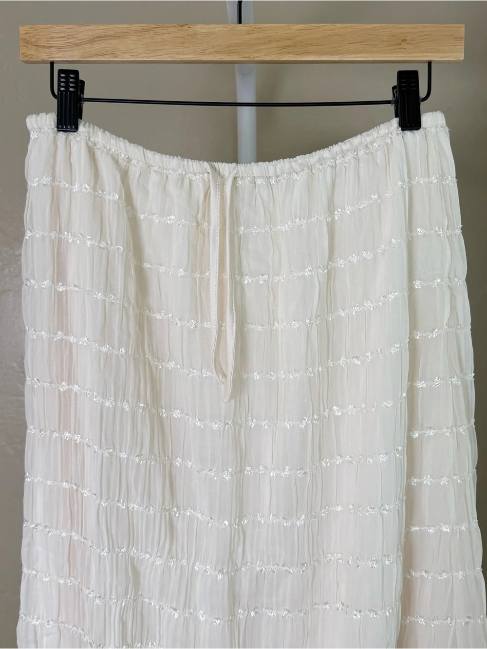 Commense Ivory Cream Set Backless Halter Crop Top and Maxi Skirt Small NWT - Picture 6 of 14